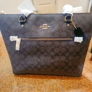 Brand new Gallery coach tote bag